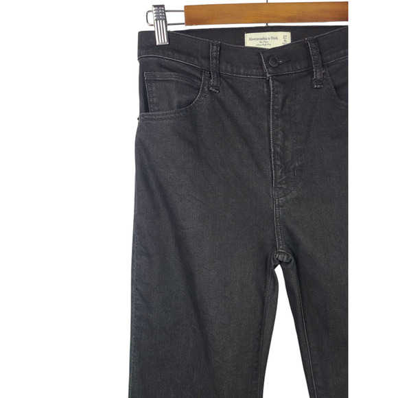 Abercrombie & Fitch The Flare Ultra High-Rise Jeans Size 27/4 Short - Picture 5 of 9